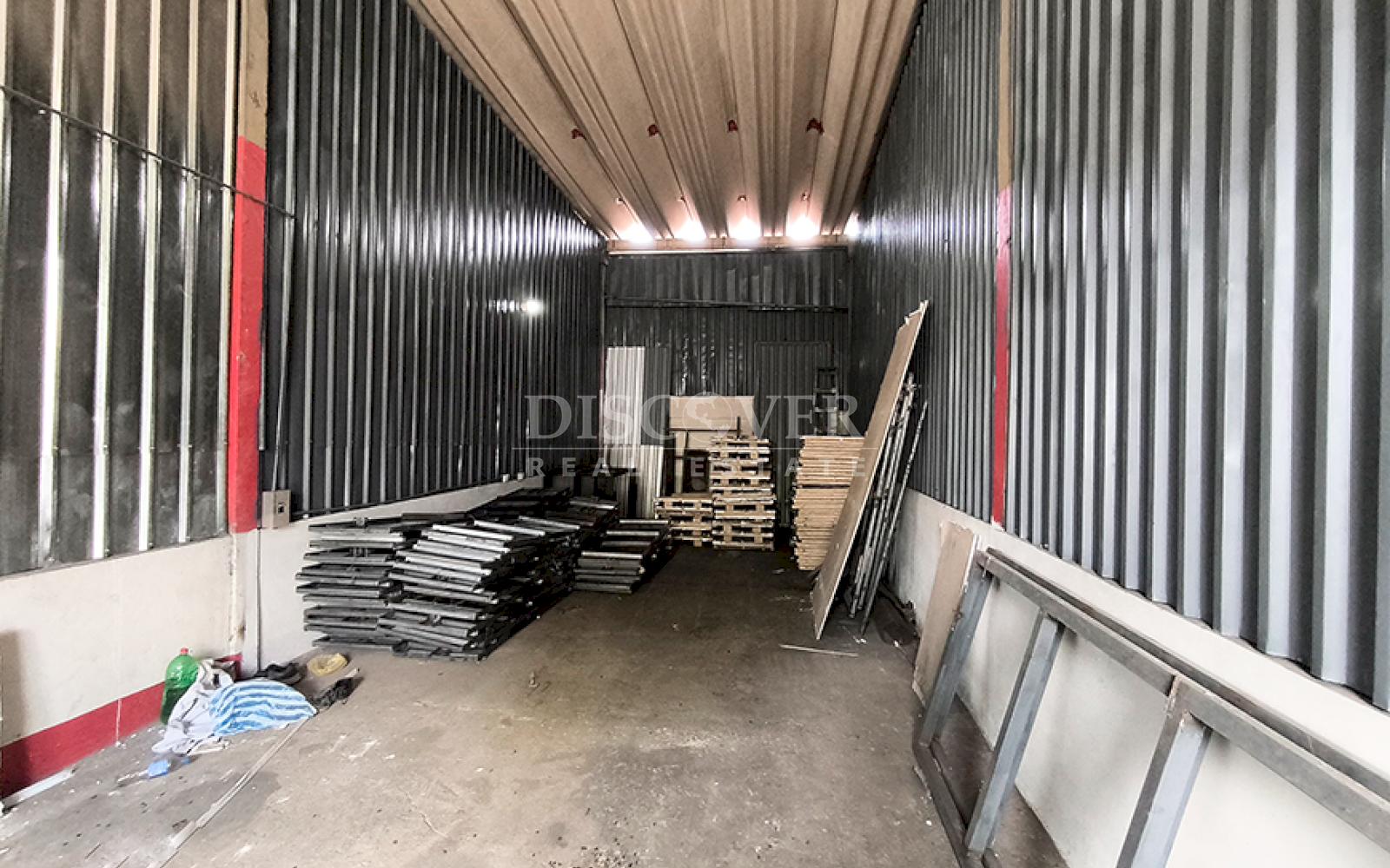  Warehouse for rent on main road - Carretera a Masaya