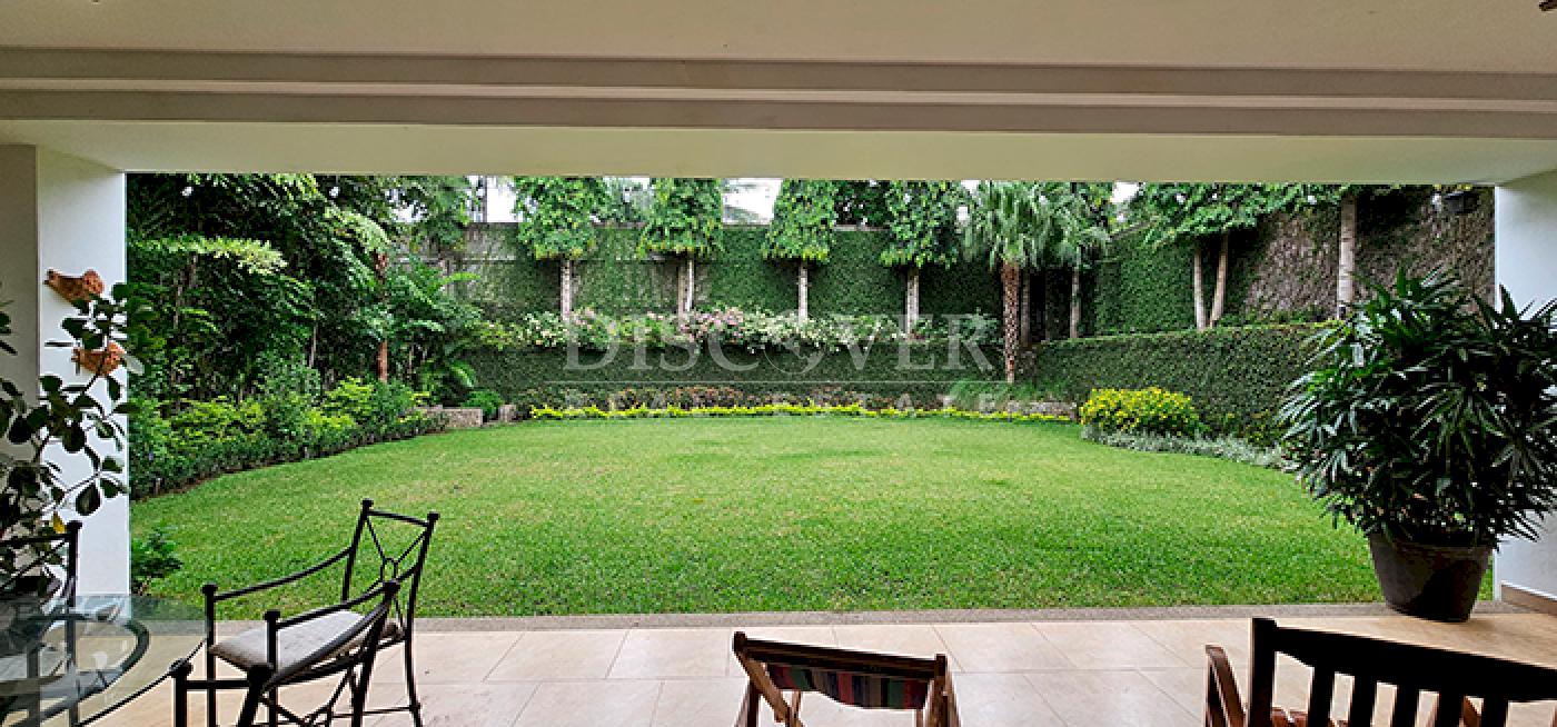  House for Sale/Rent - Cool, Quiet and Safe area of Carretera Sur