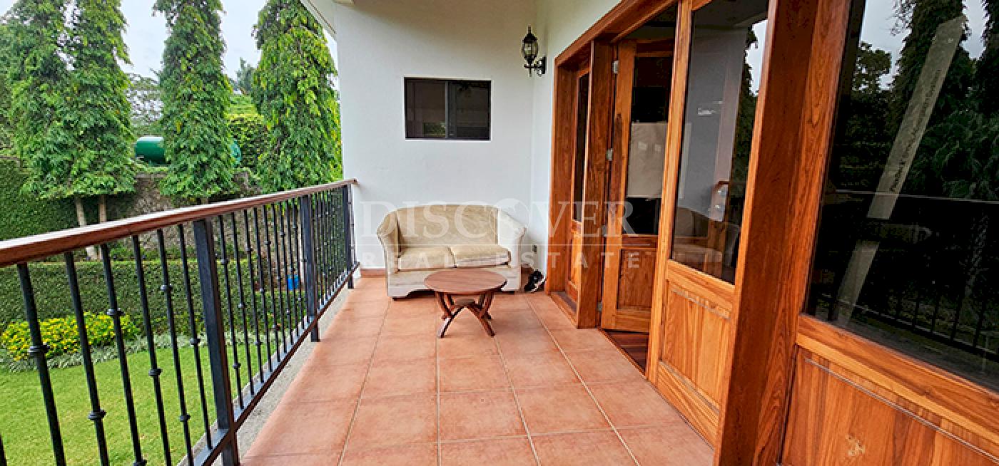  House for Sale/Rent - Cool, Quiet and Safe area of Carretera Sur