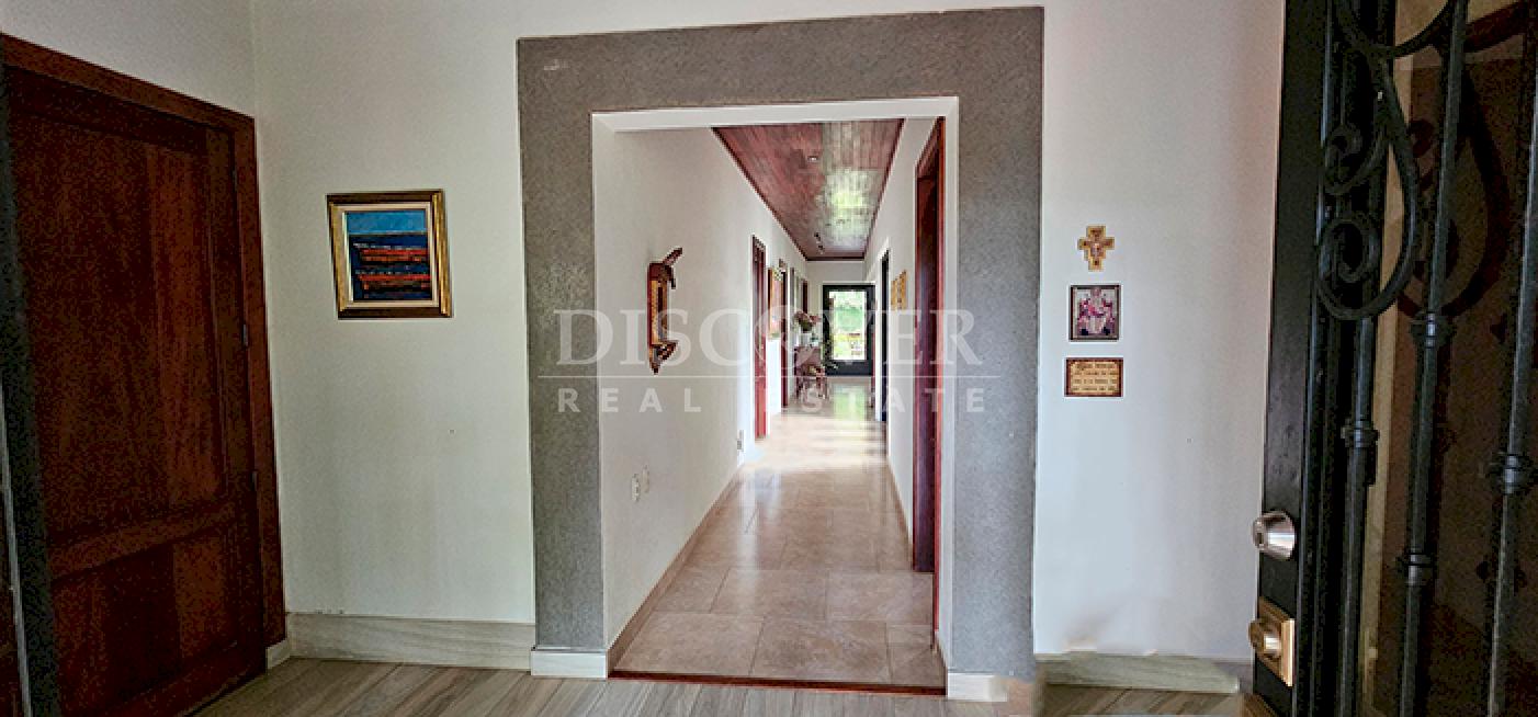 House for Sale/Rent - Cool, Quiet and Safe area of Carretera Sur