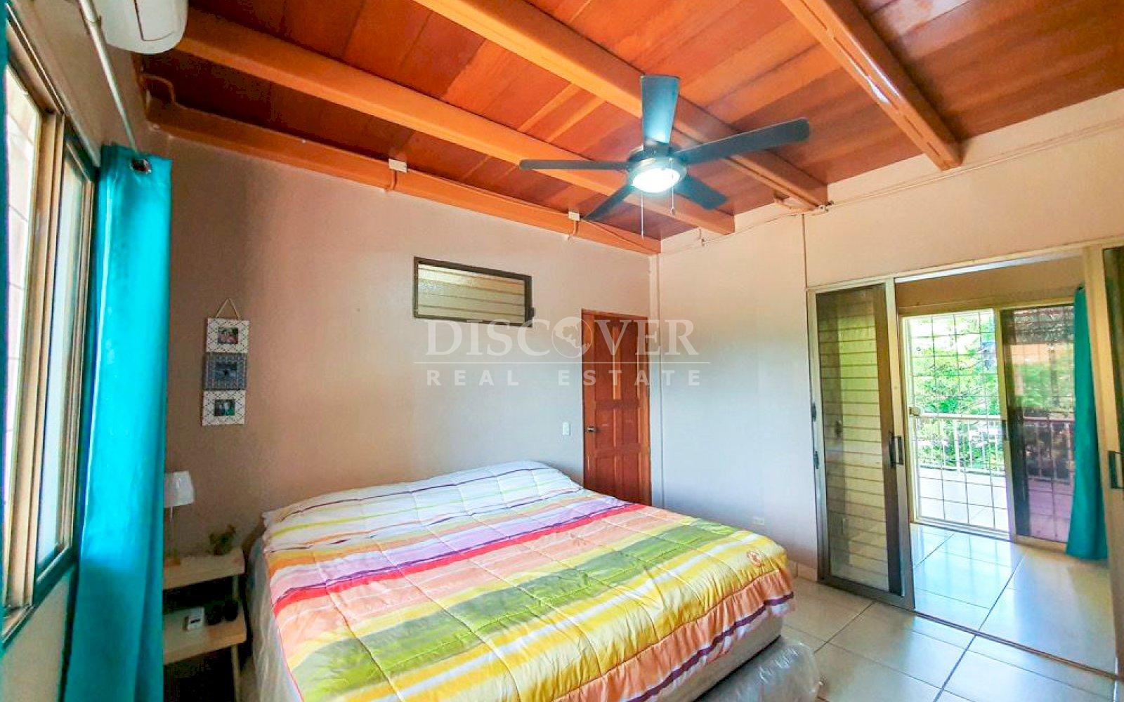  Three-story house for sale in Carretera Vieja Leon 