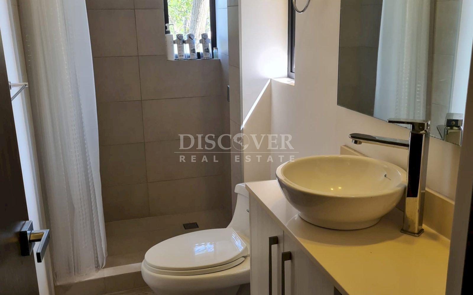  Apartment for Sale in Villa Fontana with spectacular lake views