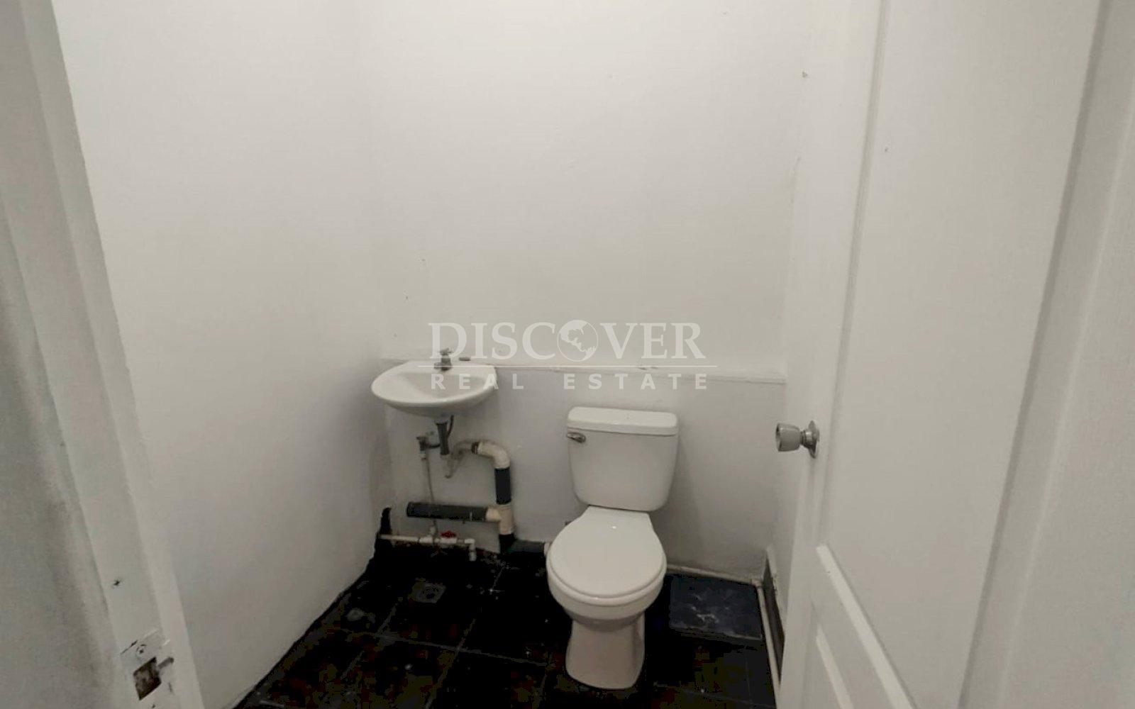  For rent commercial module in main street of Masaya