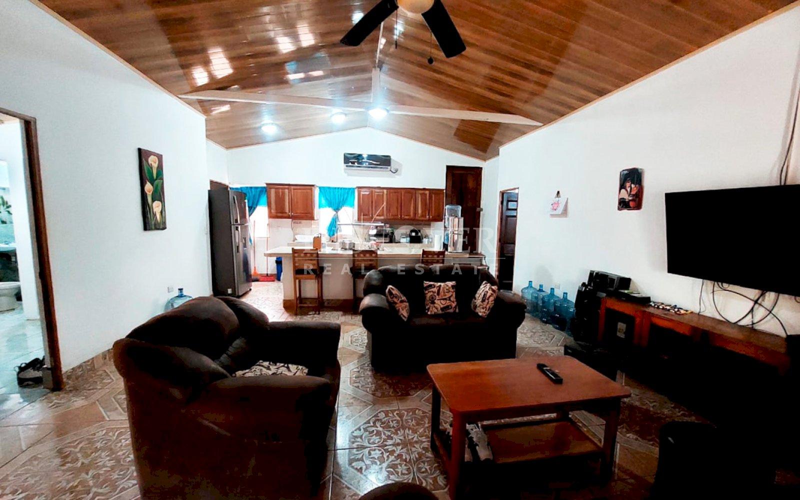  House with large land for sale - Granada