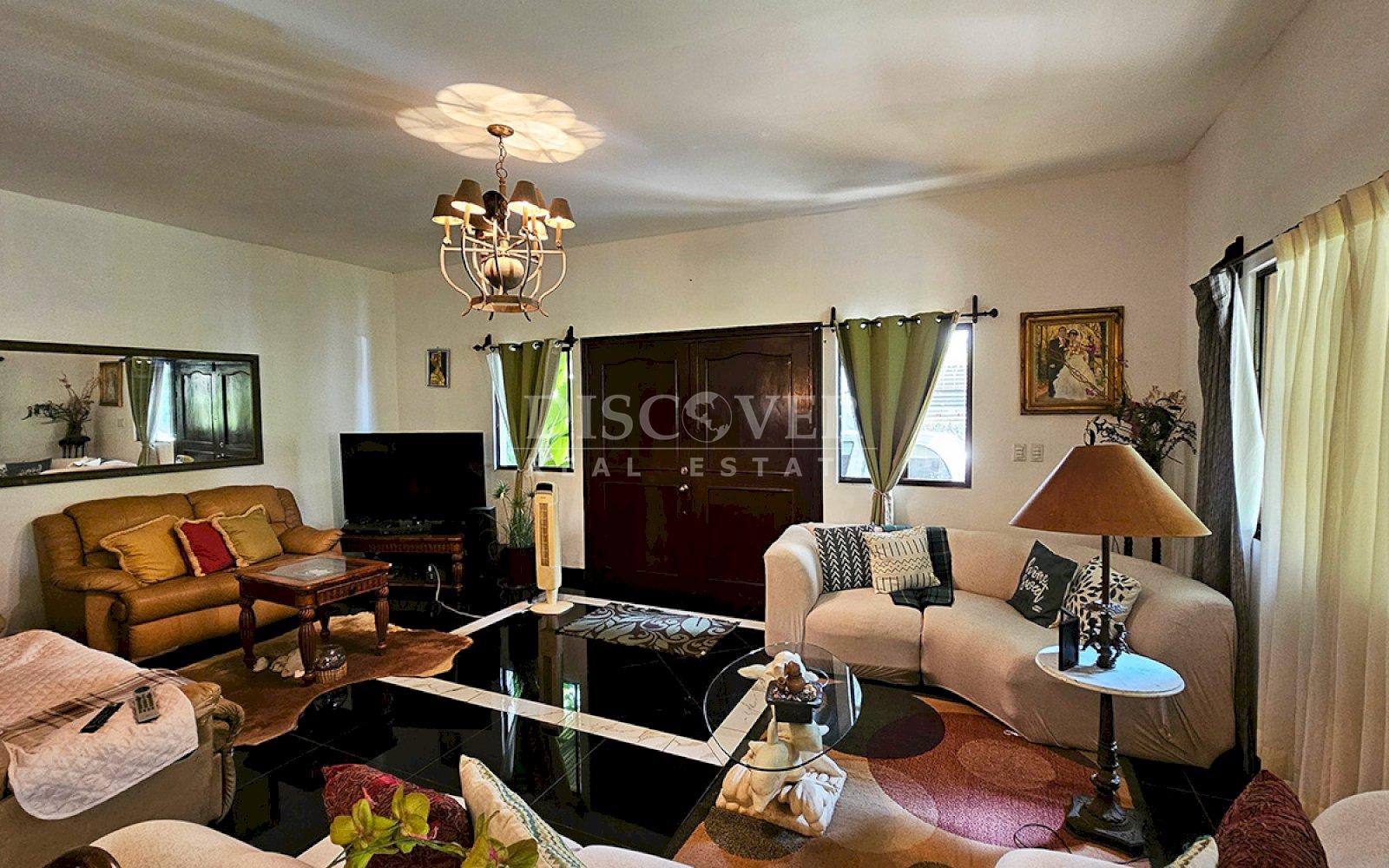  One-story house for sale - road to Ticuantepe