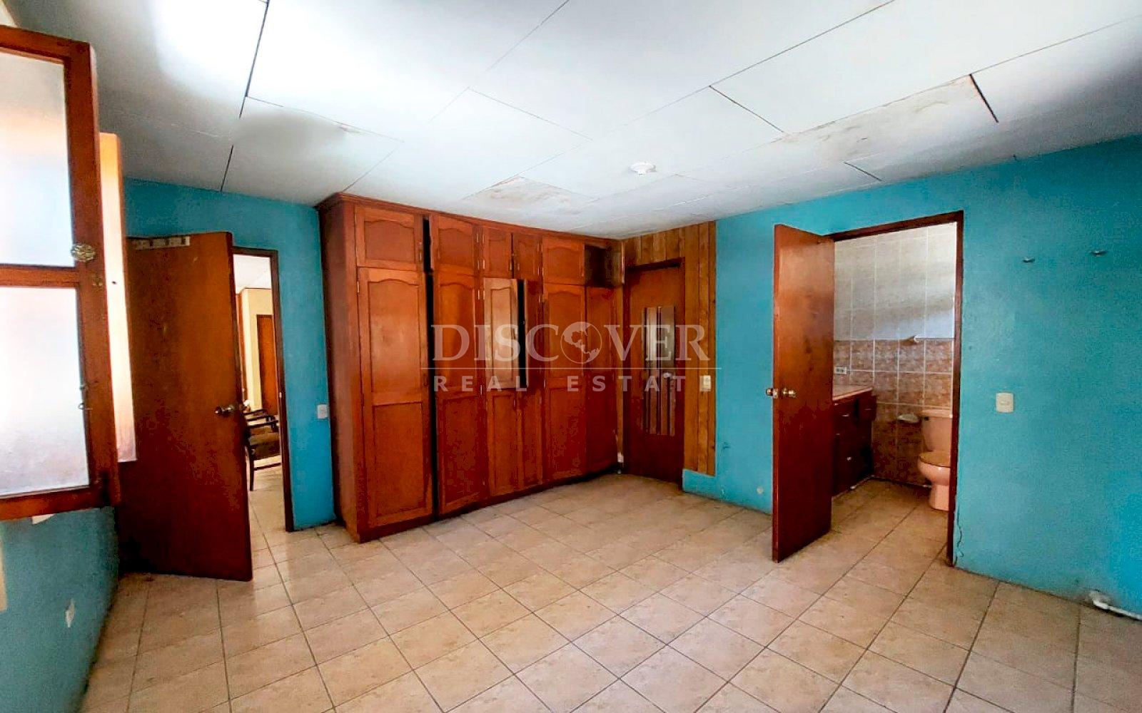  House with large lot for sale on Masaya Highway 