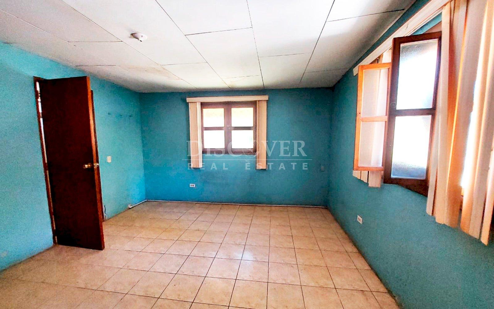  House with large lot for sale on Masaya Highway 