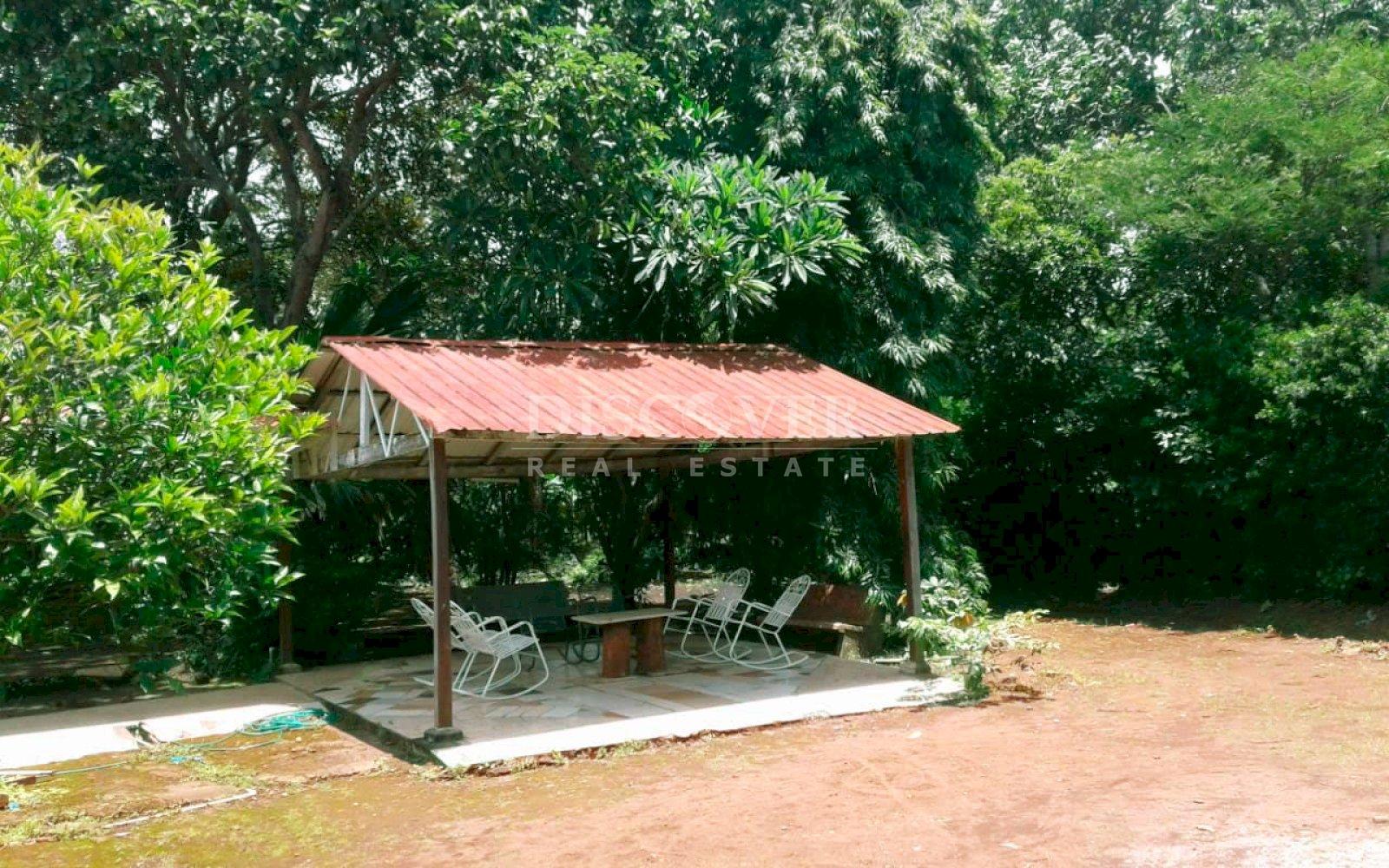  House with large lot for sale on Masaya Highway 