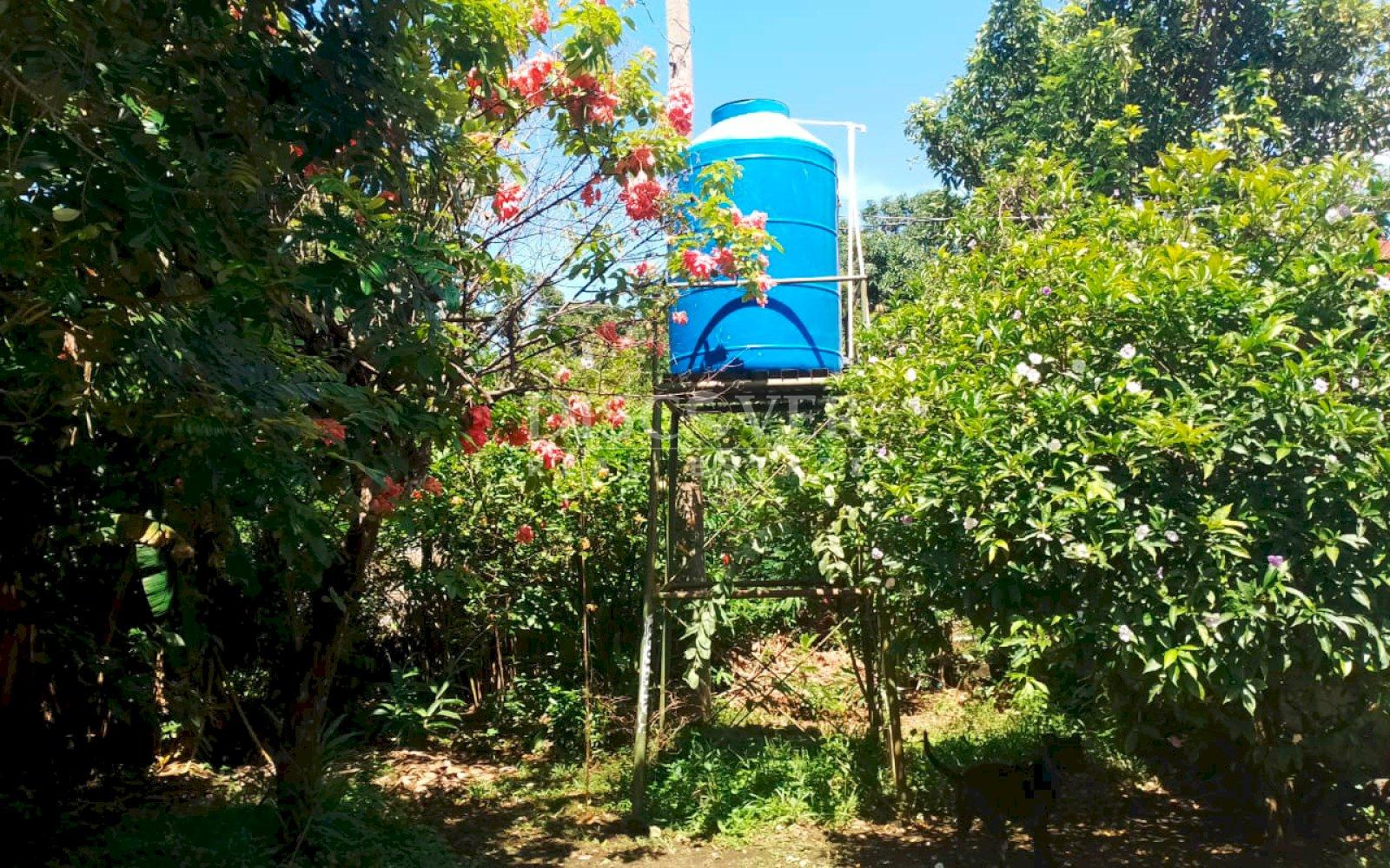  House with large lot for sale on Masaya Highway 