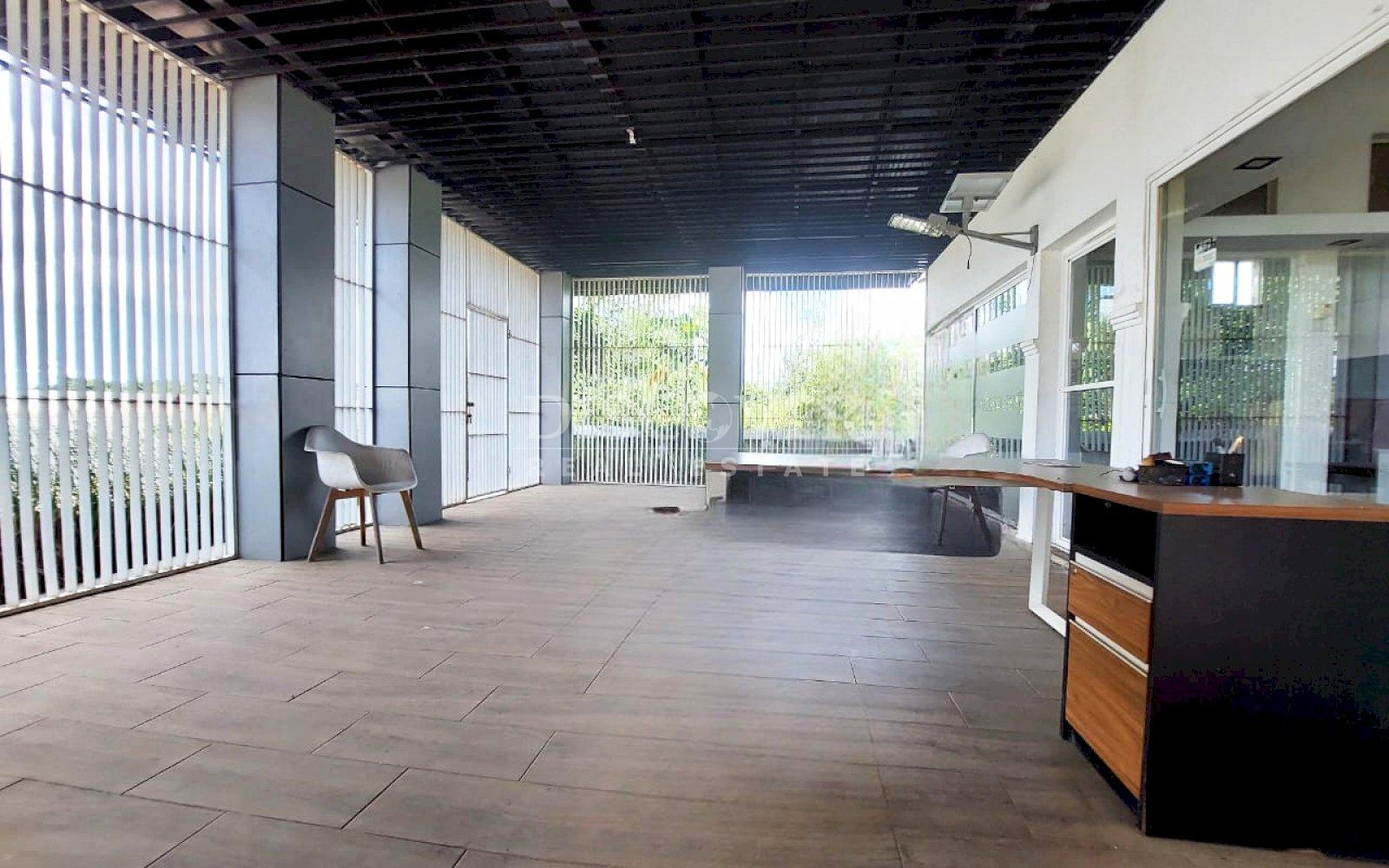  Office module with warehouse for sale - North Highway