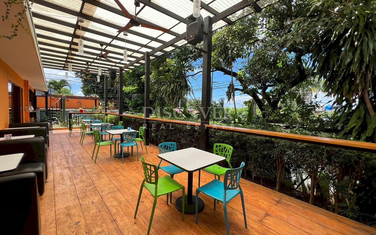 Great Investment Opportunity: Home for Sale in Los Robles