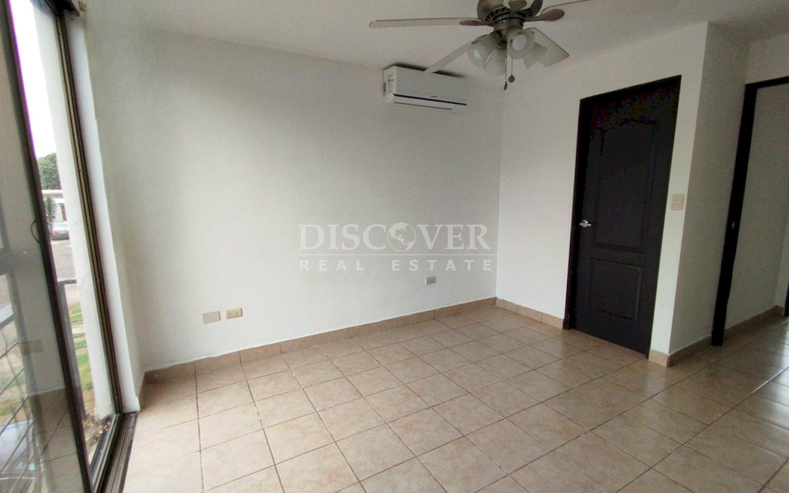  House for Rent/for Sale - Condominium in Santo Domingo 