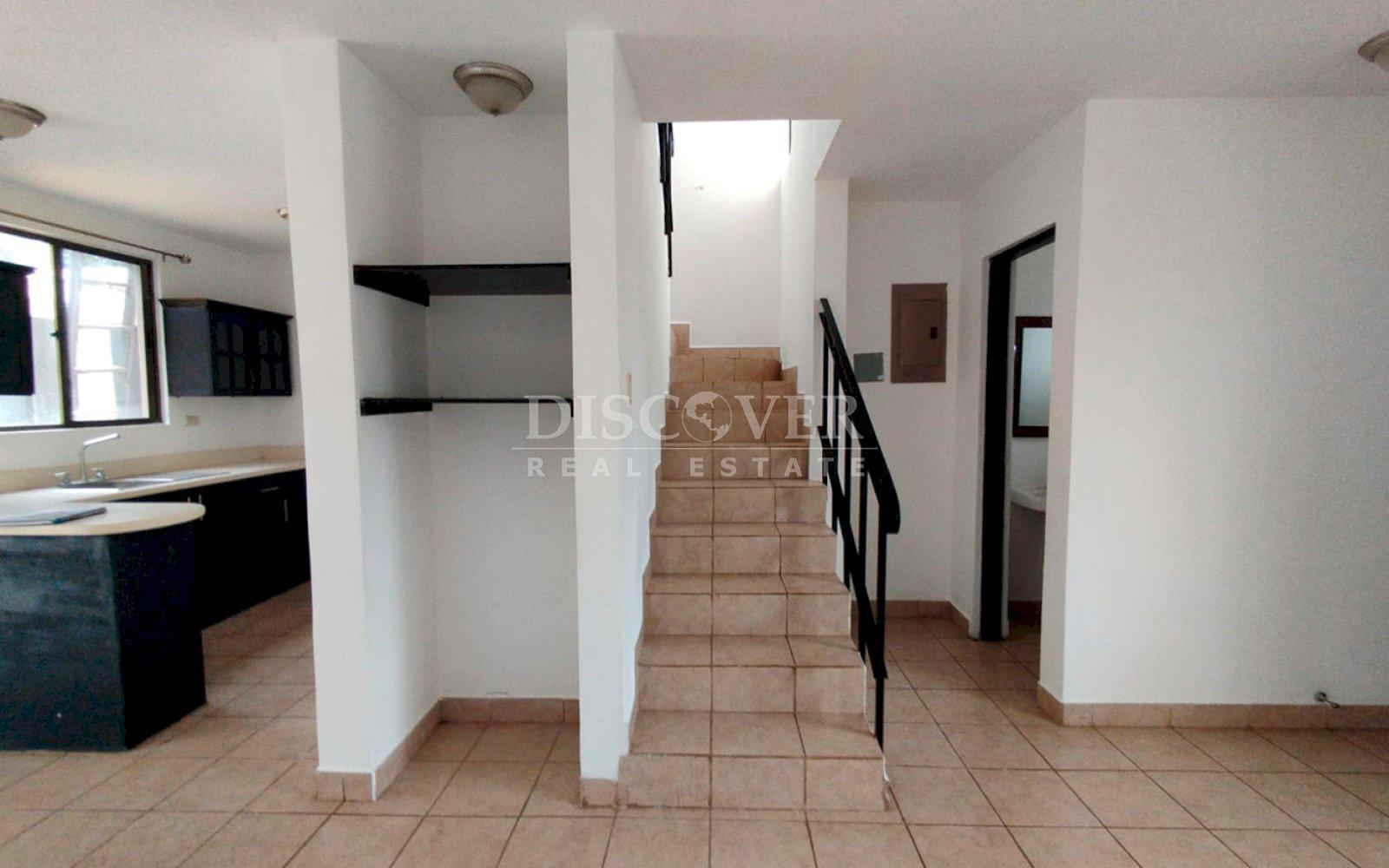  House for Rent/for Sale - Condominium in Santo Domingo 