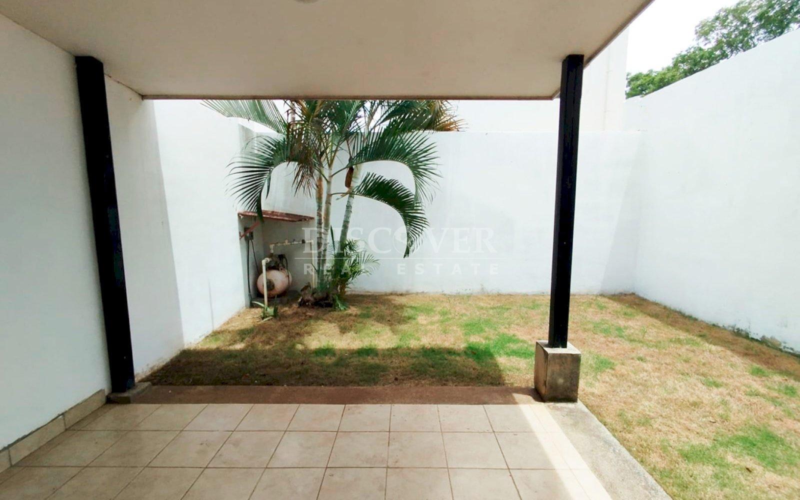  House for Rent/for Sale - Condominium in Santo Domingo 