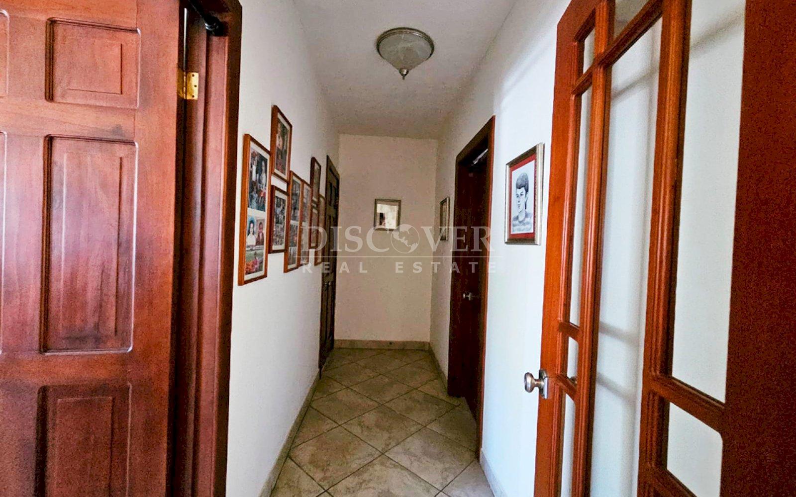  Modern house for sale on the Masaya Highway