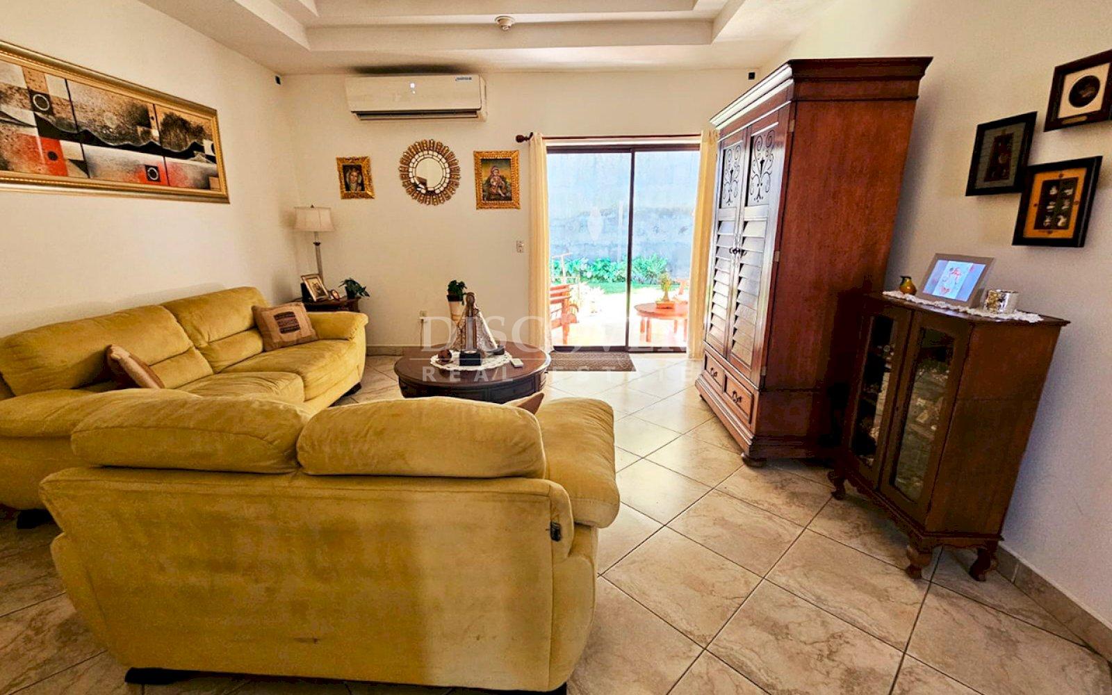  Modern house for sale on the Masaya Highway