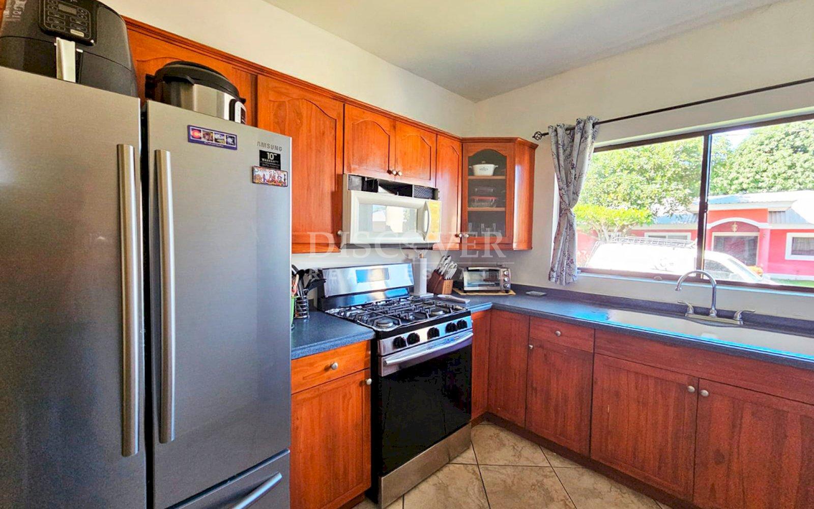  Modern house for sale on the Masaya Highway