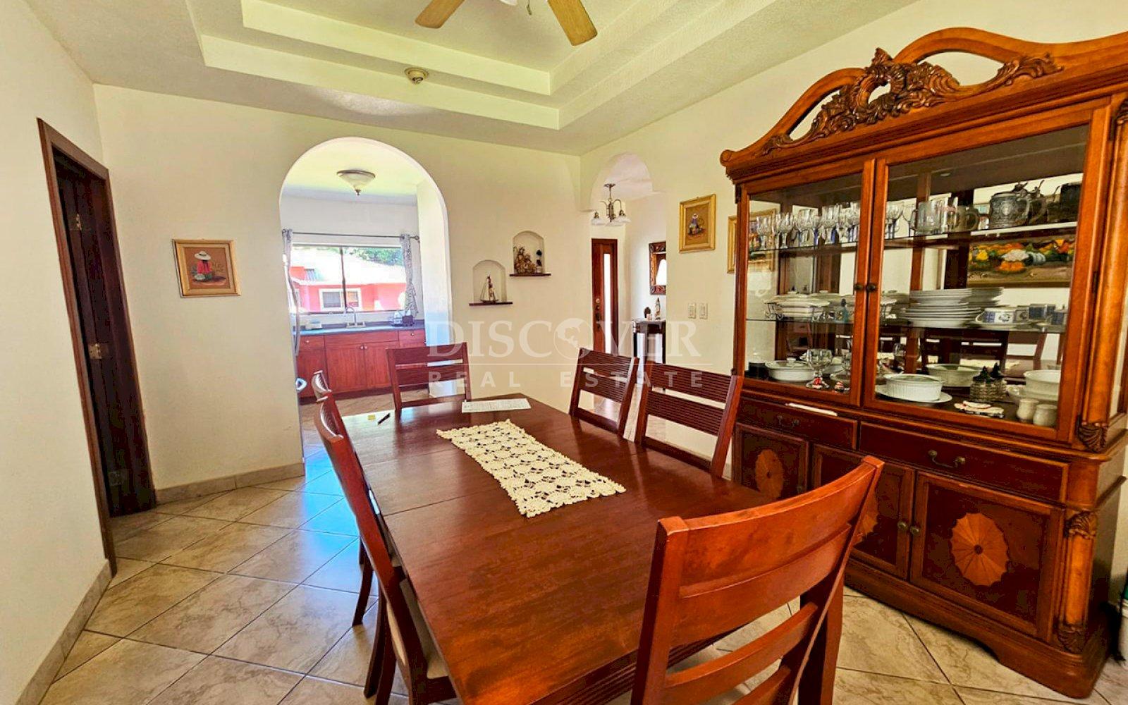  Modern house for sale on the Masaya Highway