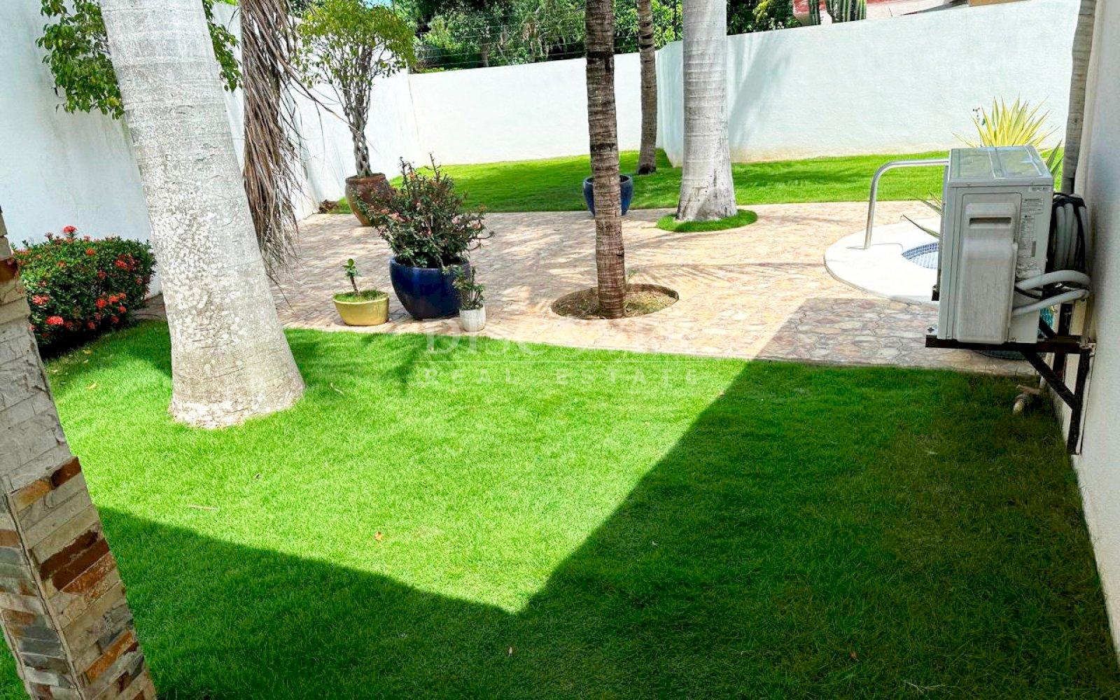  House for rent in Las Colinas