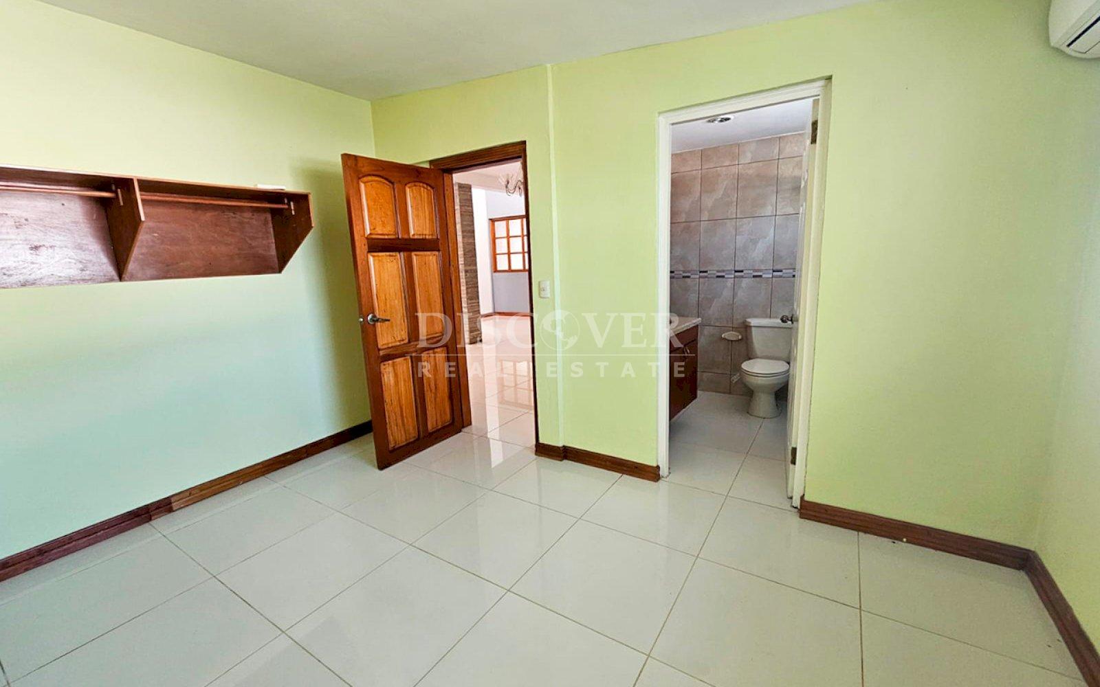  House for rent in Las Colinas