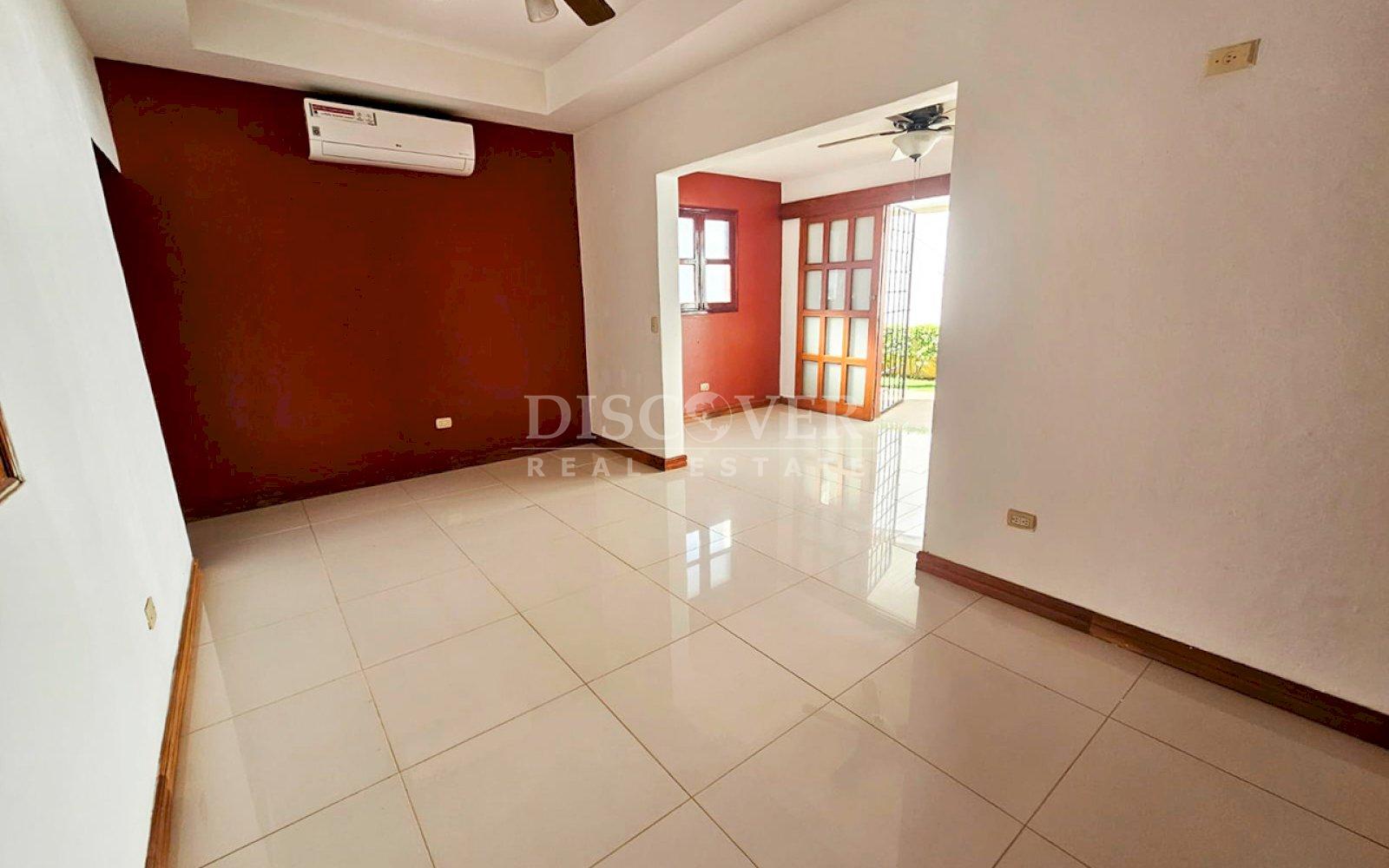  House for rent in Las Colinas