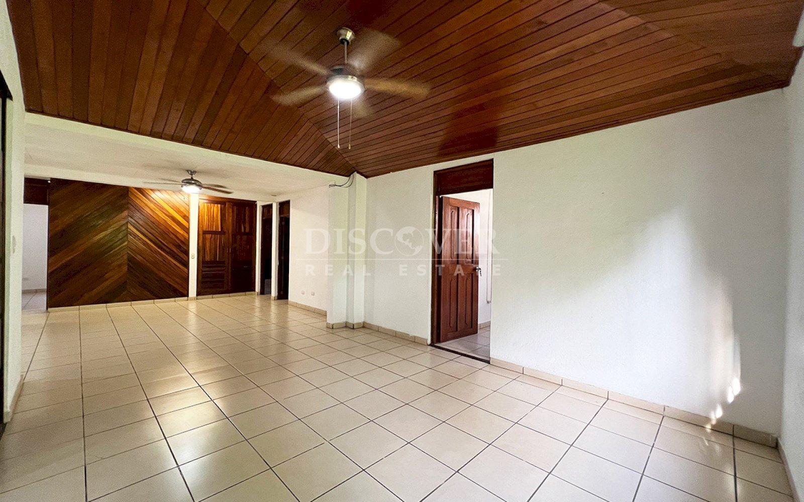  House for rent in residential area in Villa Fontana 