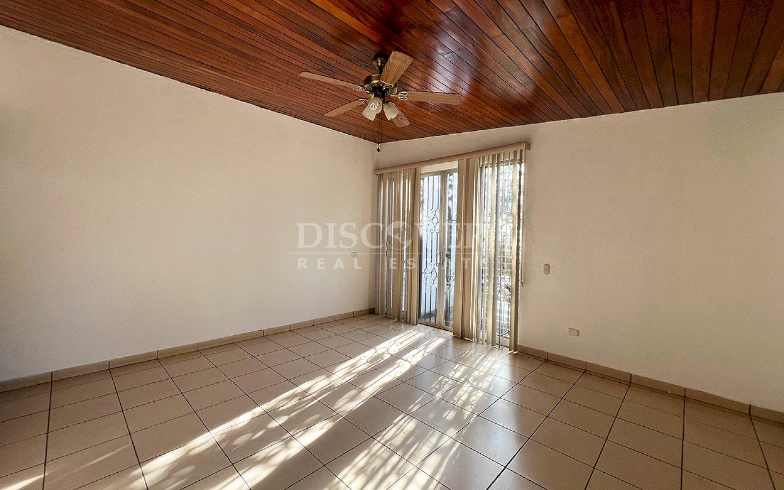  House for rent in residential area in Villa Fontana 