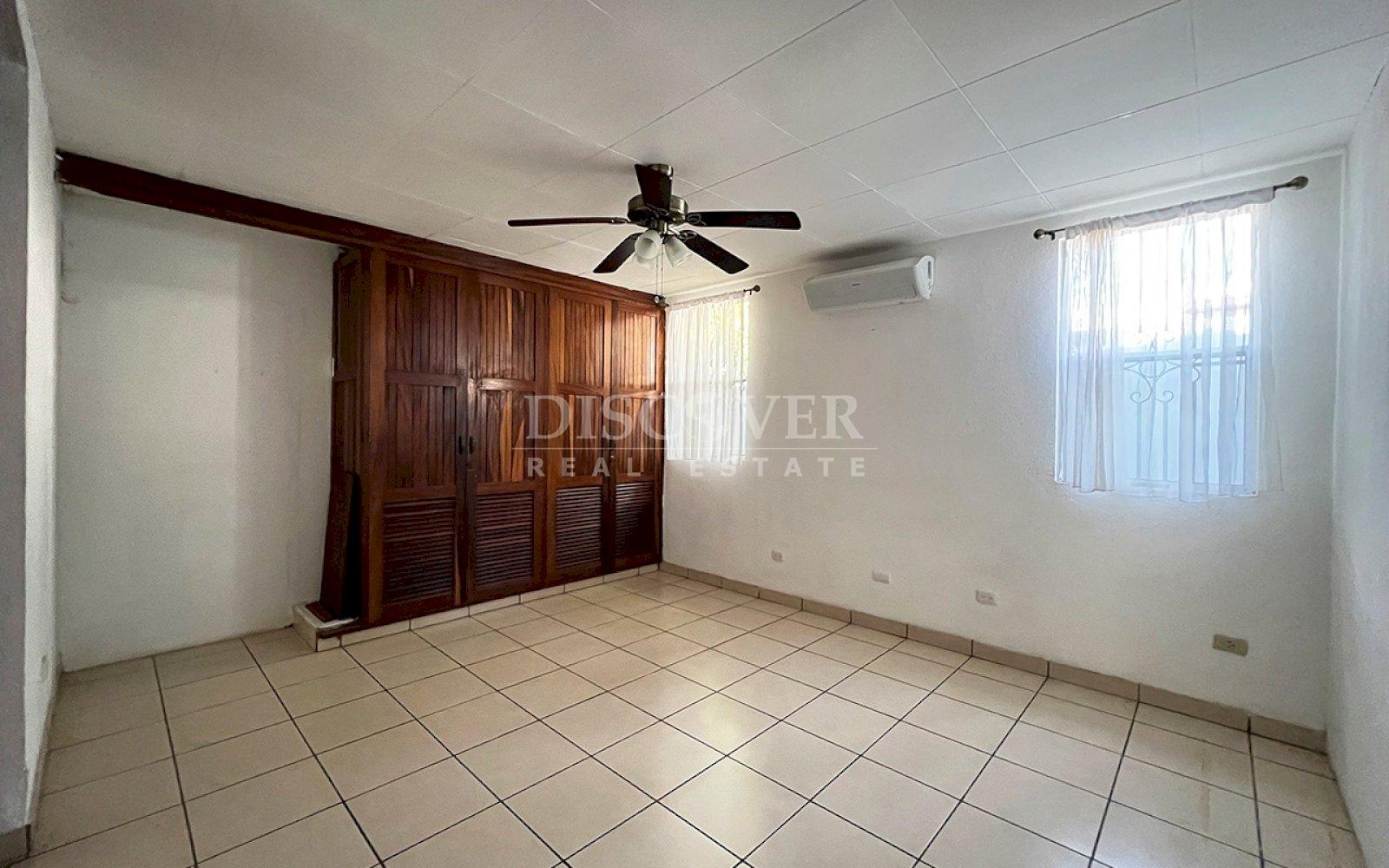  House for rent in residential area in Villa Fontana 