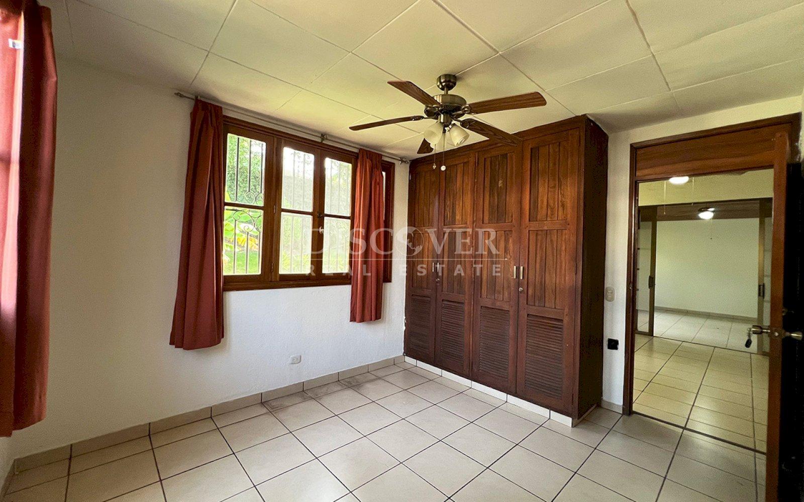  House for rent in residential area in Villa Fontana 