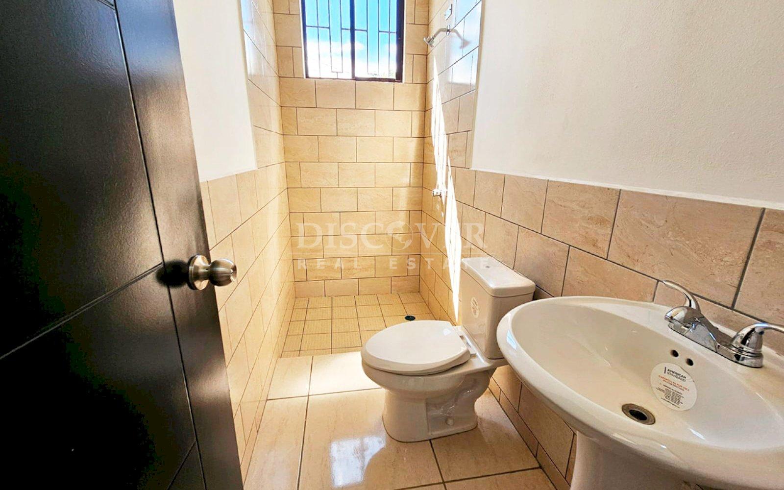  House for rent in condominium - Road to Masaya