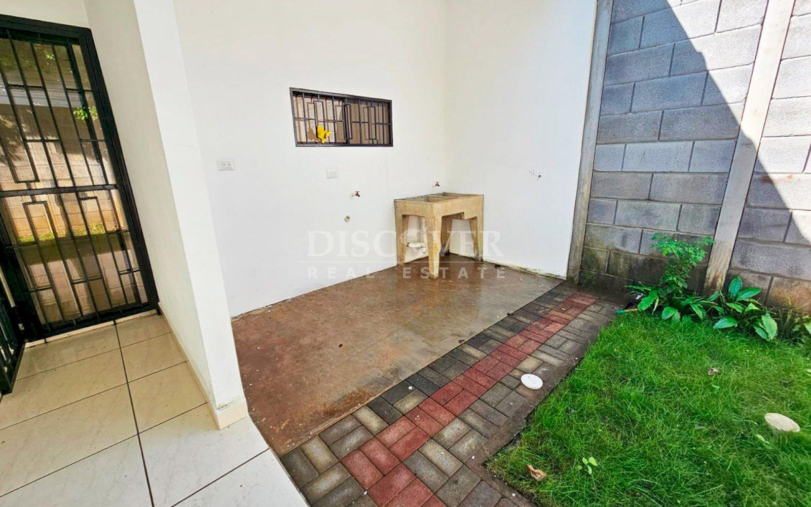  House for rent in condominium - Road to Masaya