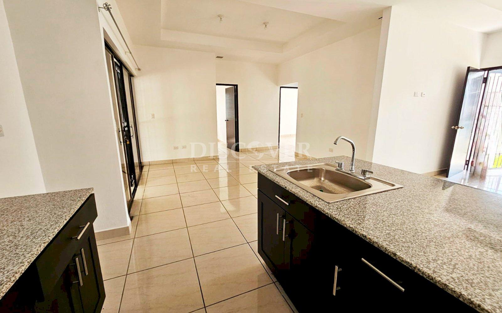  House for rent in condominium - Road to Masaya