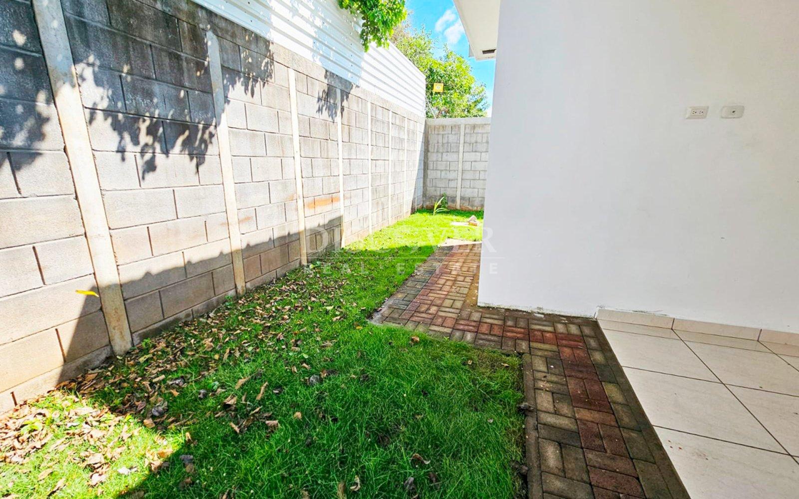  House for rent in condominium - Road to Masaya