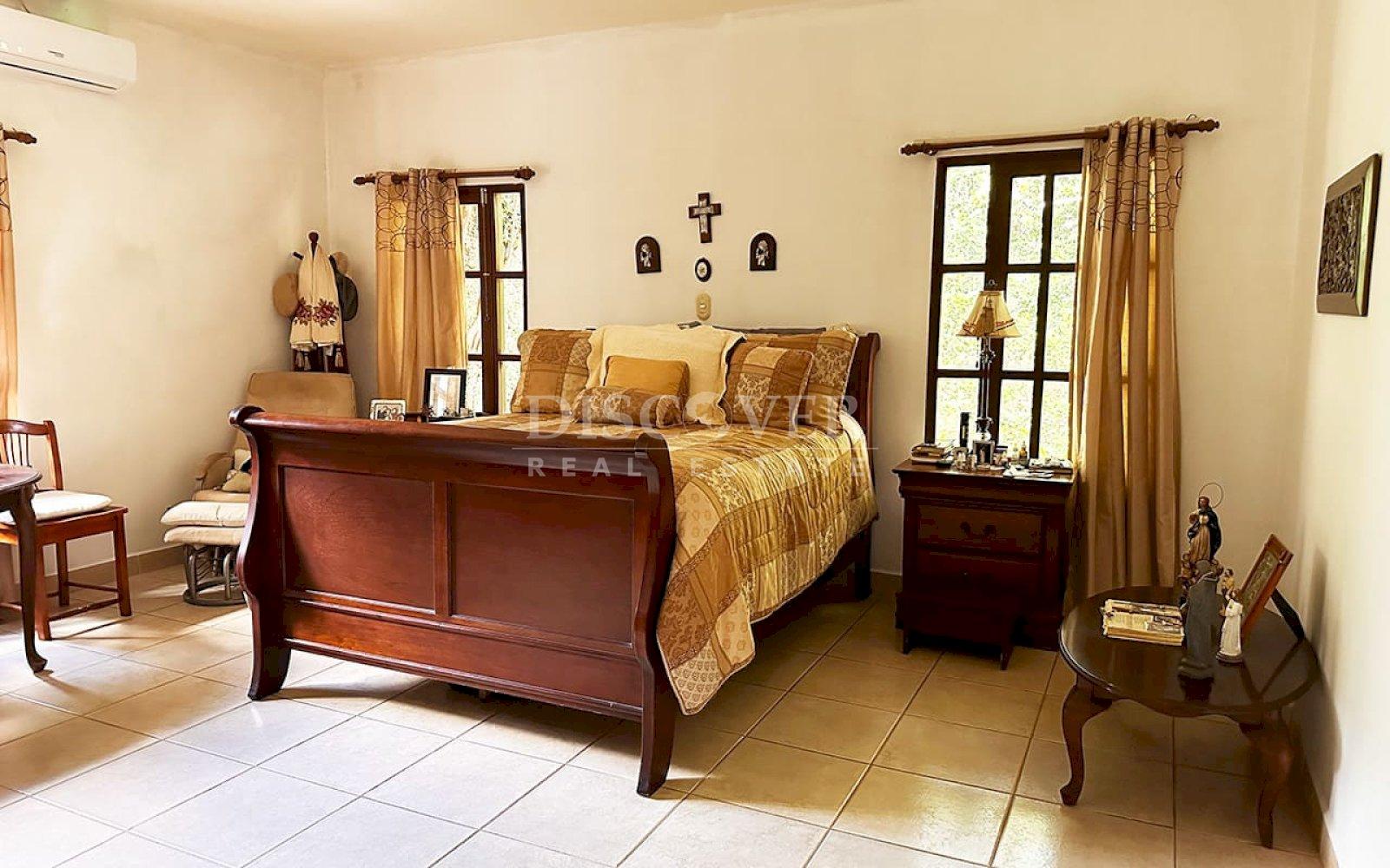  Comfortable house for sale in Santo Domingo 