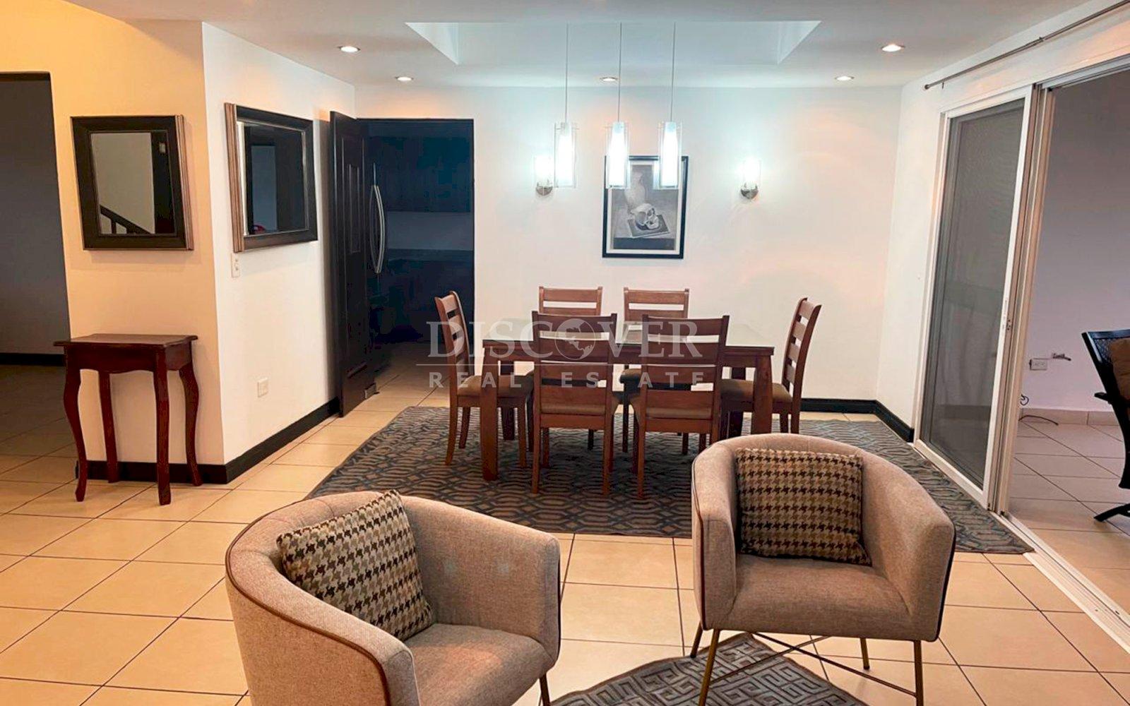  Two-story house for rent in Las Colinas