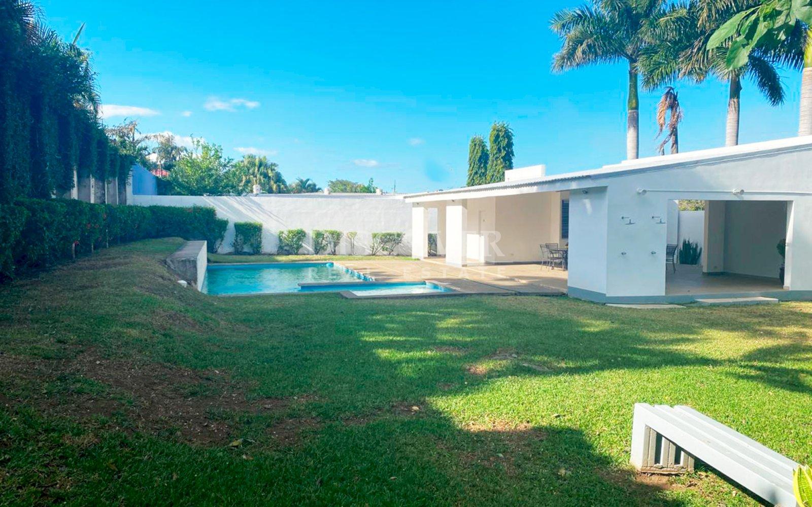  Modern house for sale in Las Colinas 