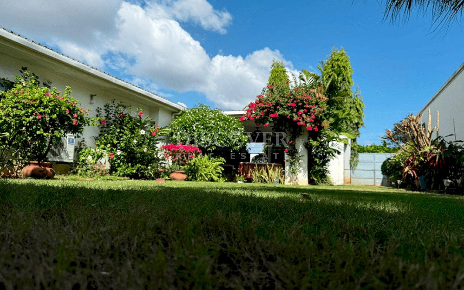  Modern house for sale in Las Colinas 