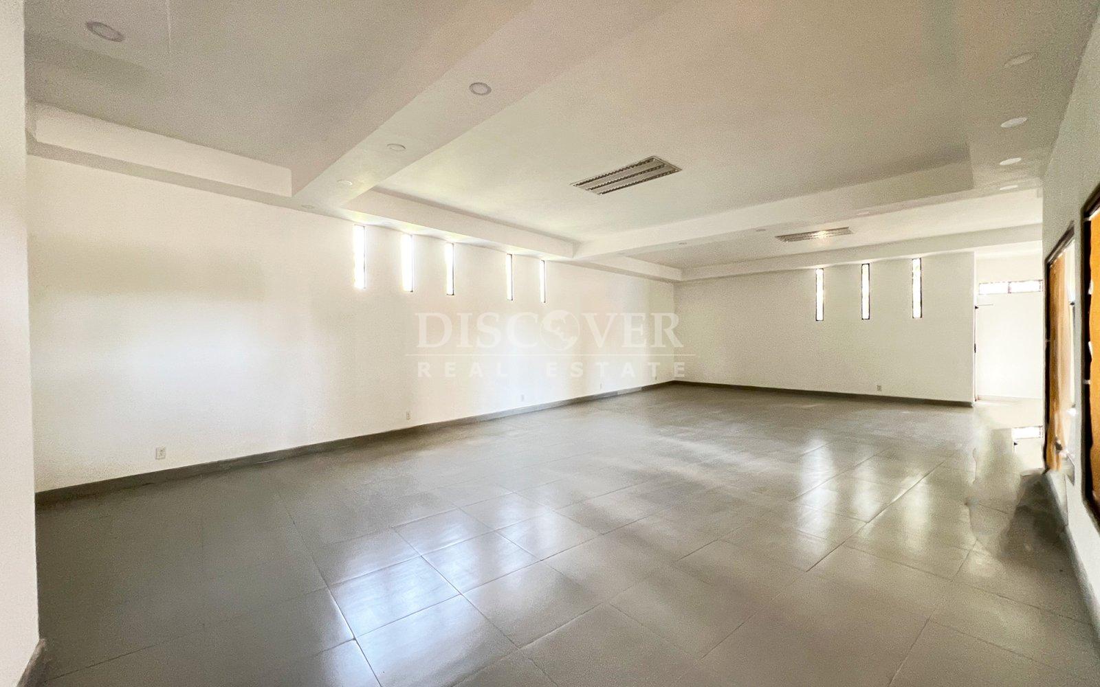  Commercial space for rent in a plaza - Santo Domingo 