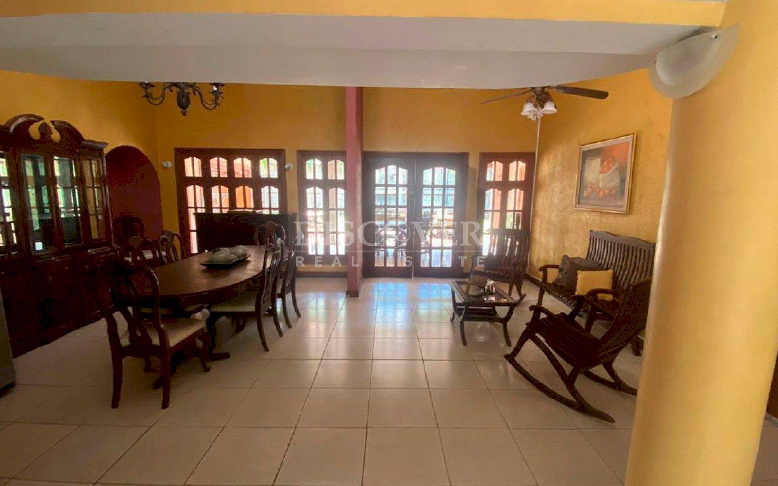  House for Rent for Residential Use - Villa Fontana