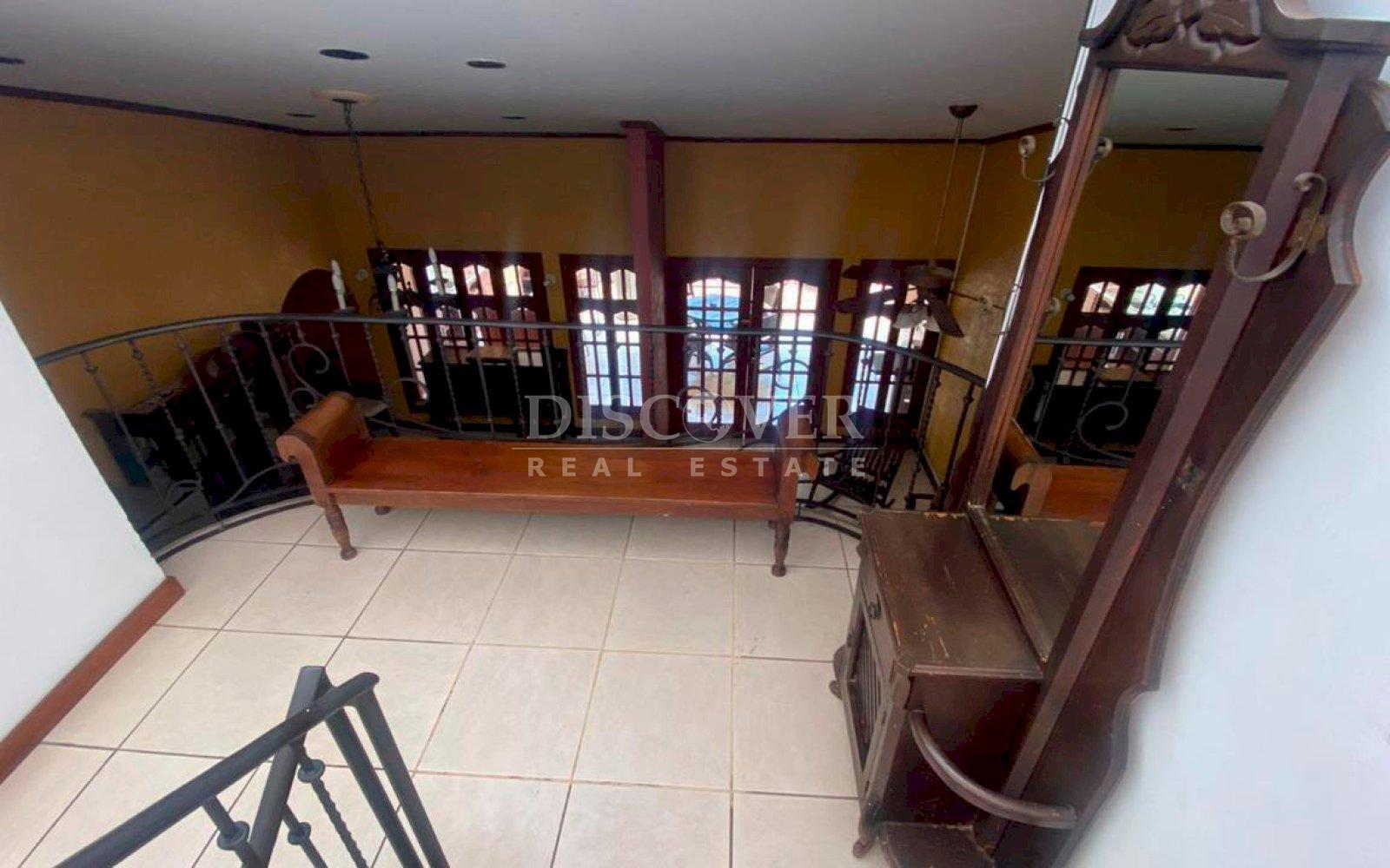  House for Rent for Residential Use - Villa Fontana