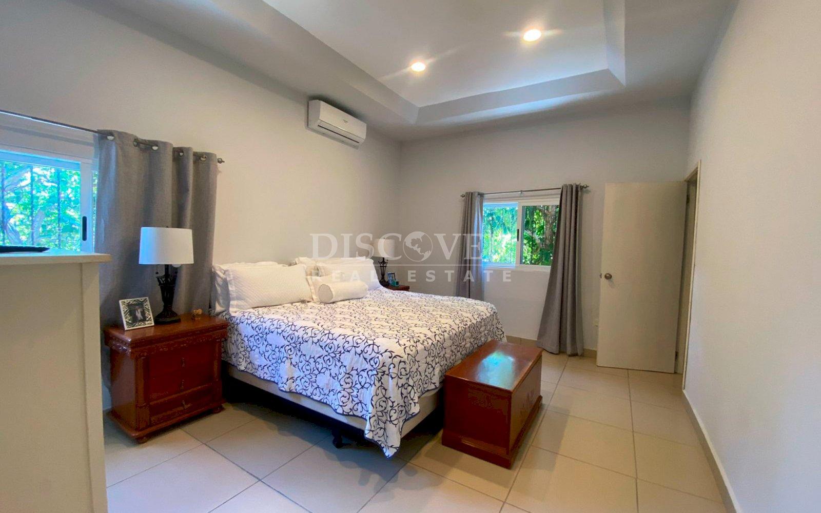  Spacious house for sale in Santo Domingo 