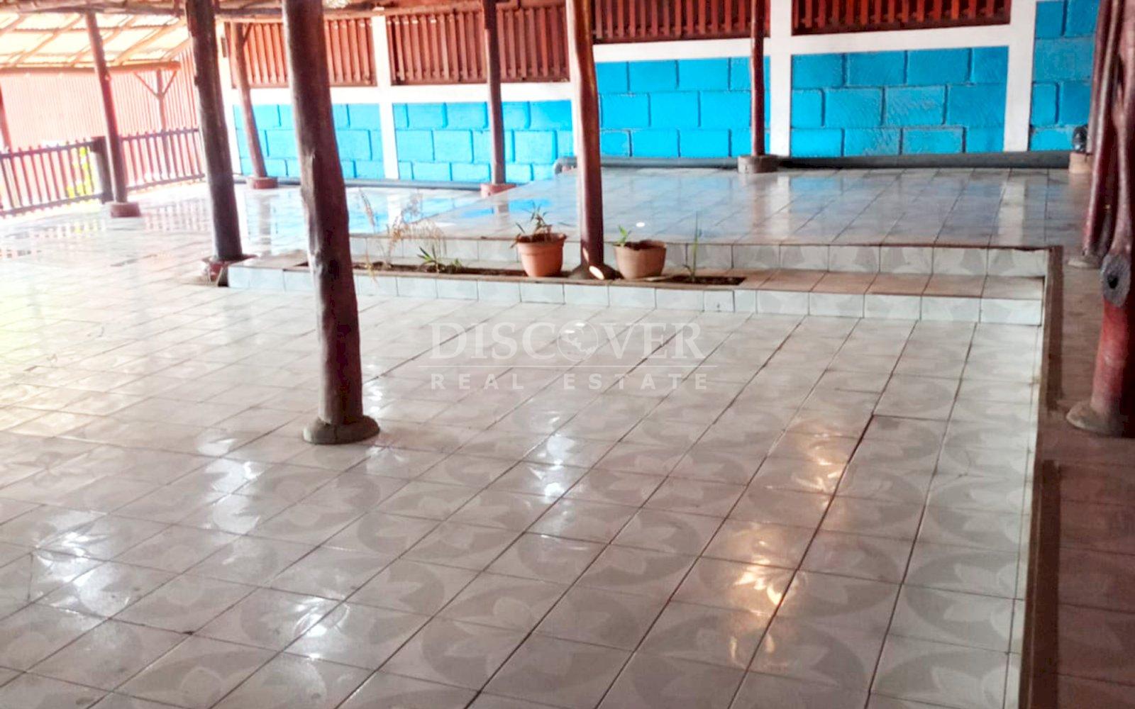  Module and apartment suitable for restaurant for sale/rent in Carretera Nueva a Leon 