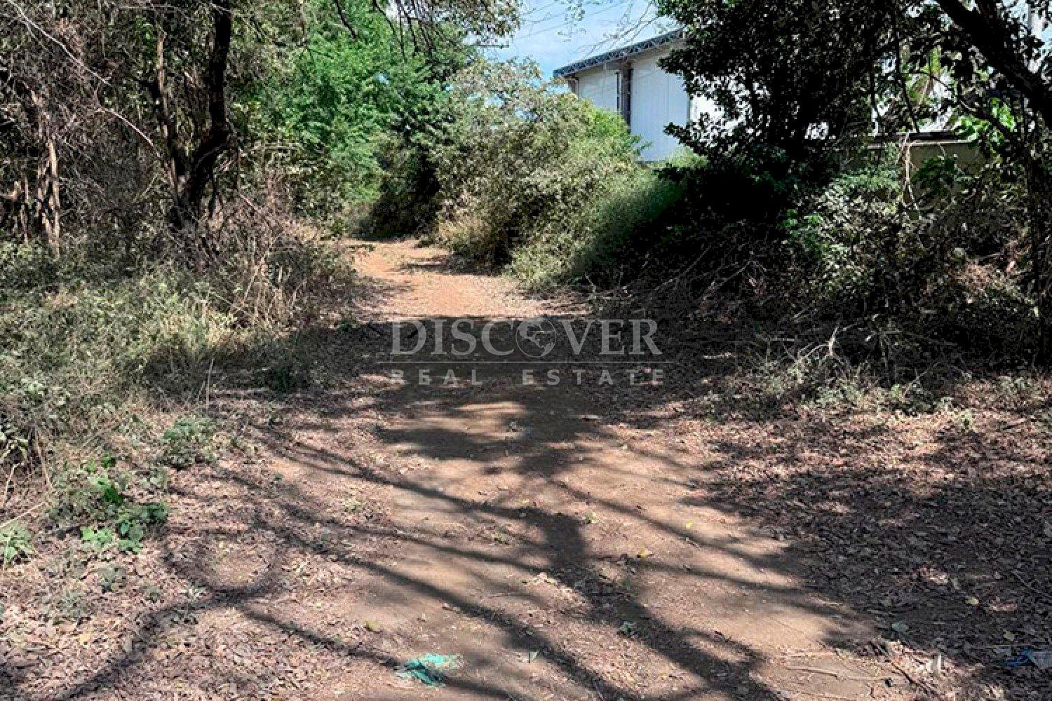  Flat topography land for sale on Sabana Grande Road 