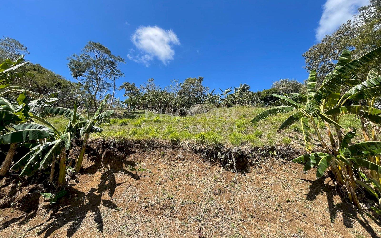  Lots for sale with Spectacular Lake Views