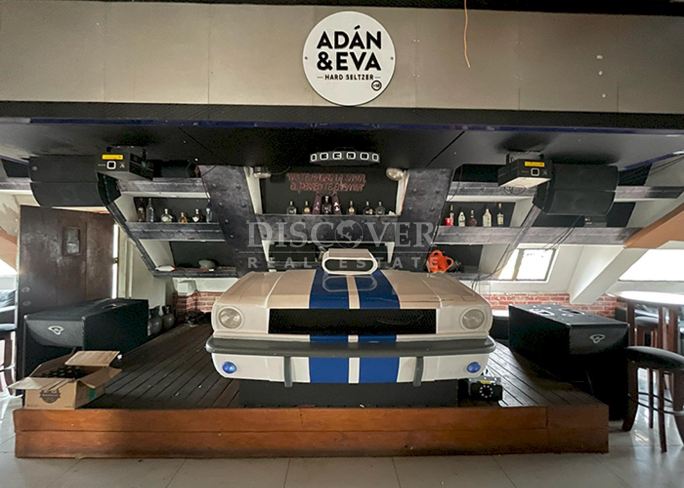  Commercial Property for Sale in Avenida Universitaria