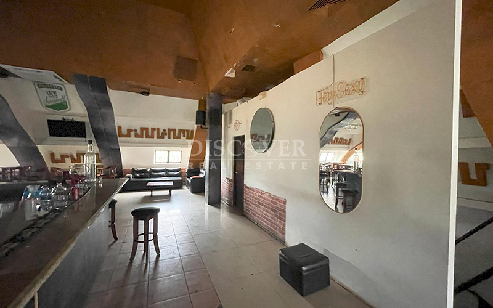  Commercial Property for Sale in Avenida Universitaria