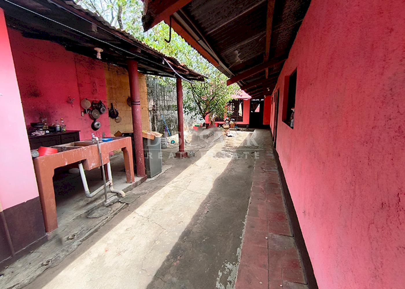  For sale house with Residential or Commercial Potential in Grenada