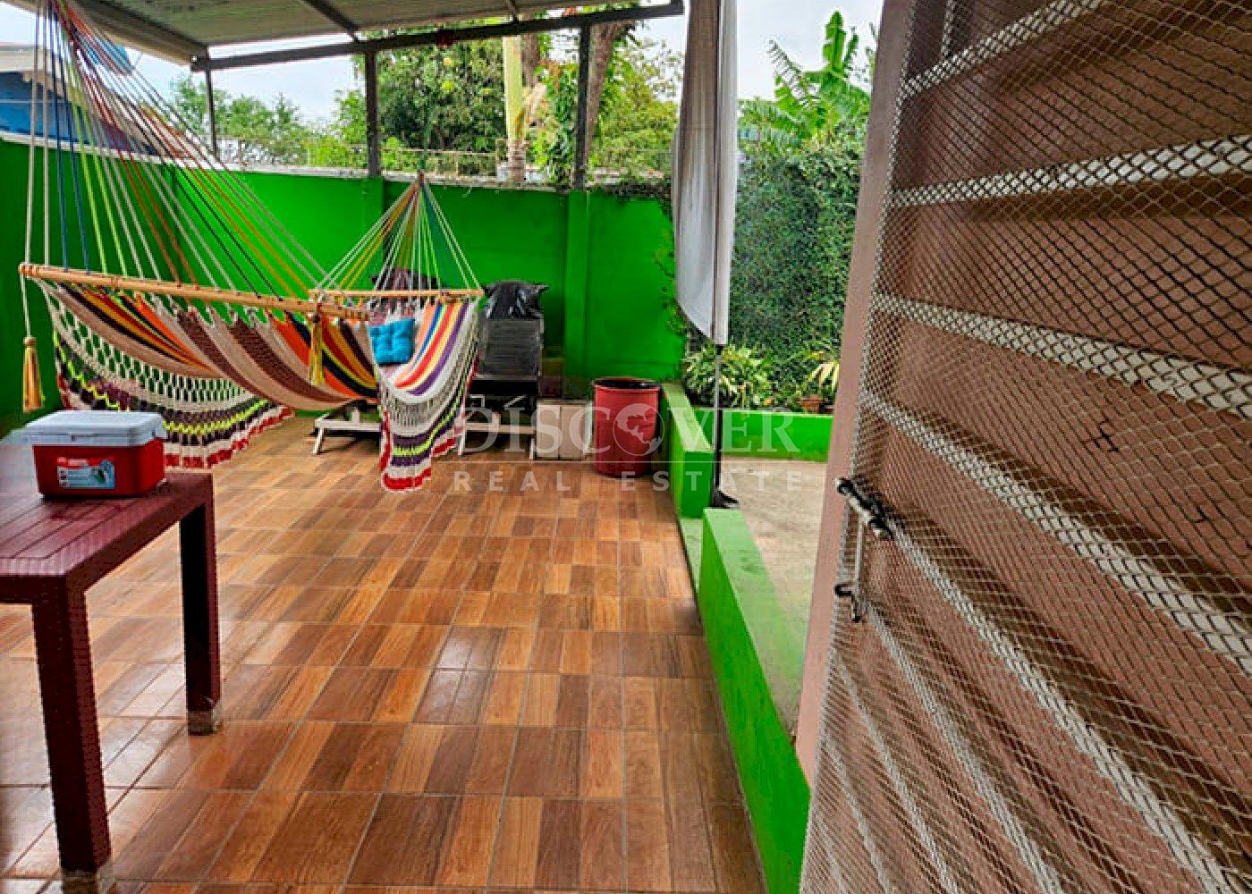  House for sale in Carretera Nueva a León - Residential Area