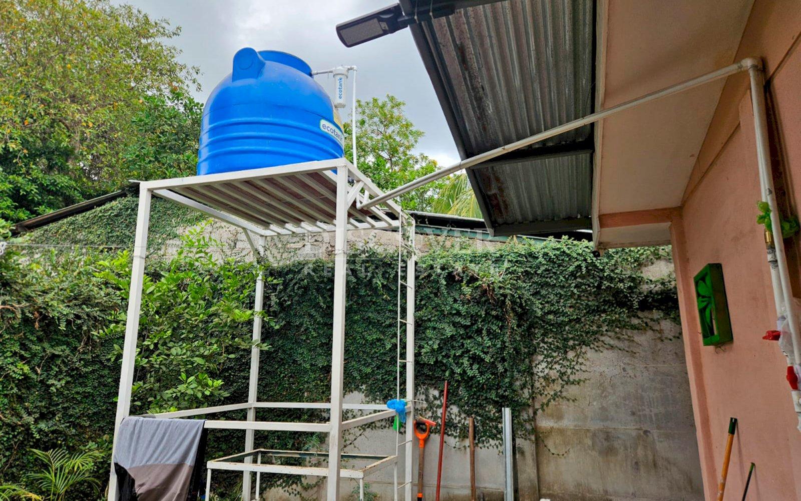  House for sale in Carretera Nueva a León - Residential Area