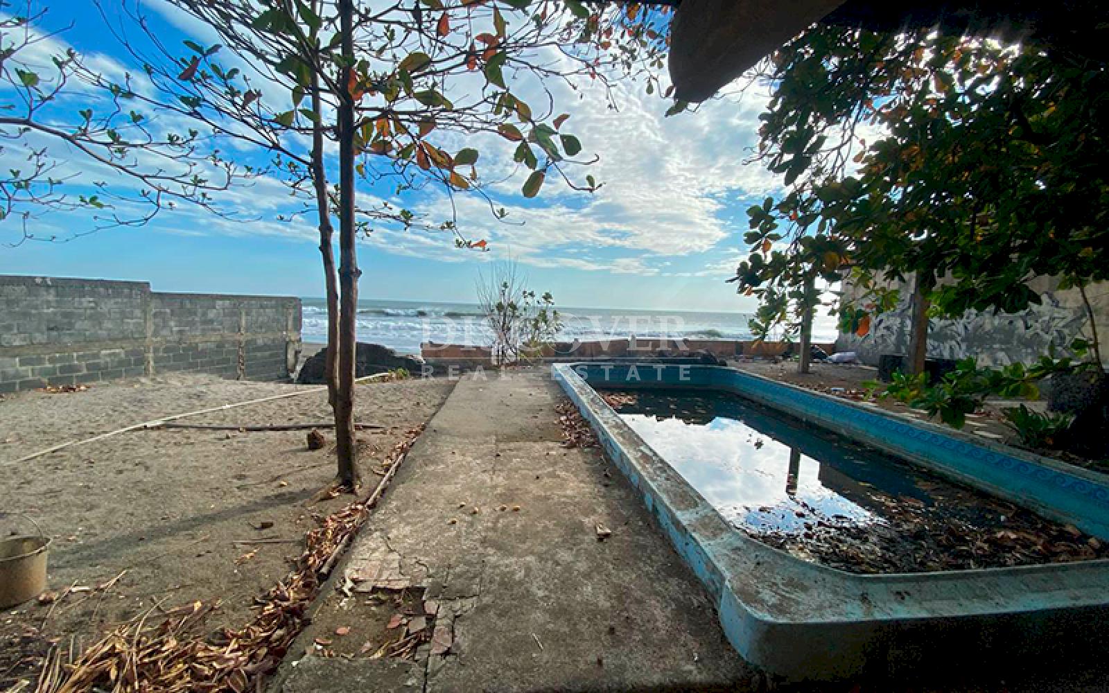  Two-story beachfront house for sale Las Peñitas